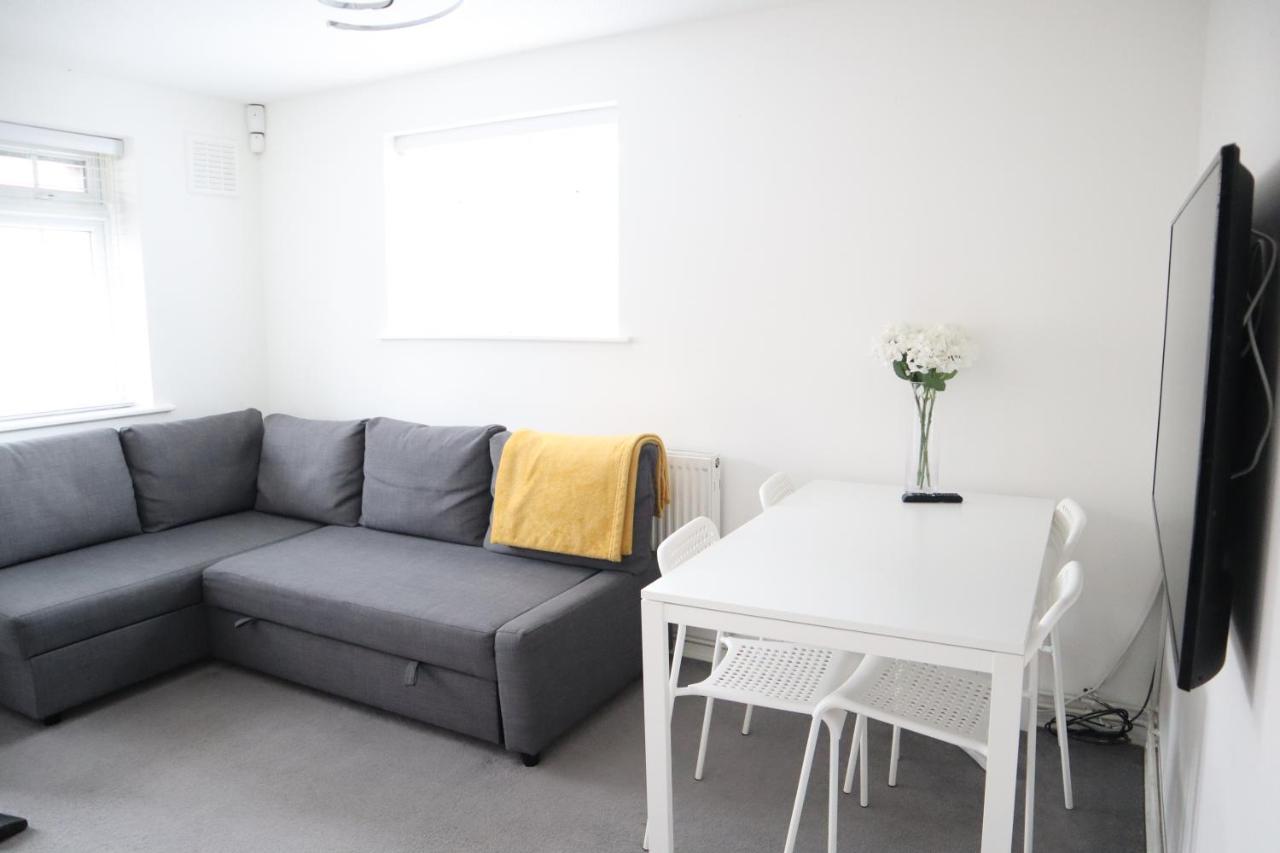 Twelve Thirty Serviced Apartments - Balham Londen Buitenkant foto