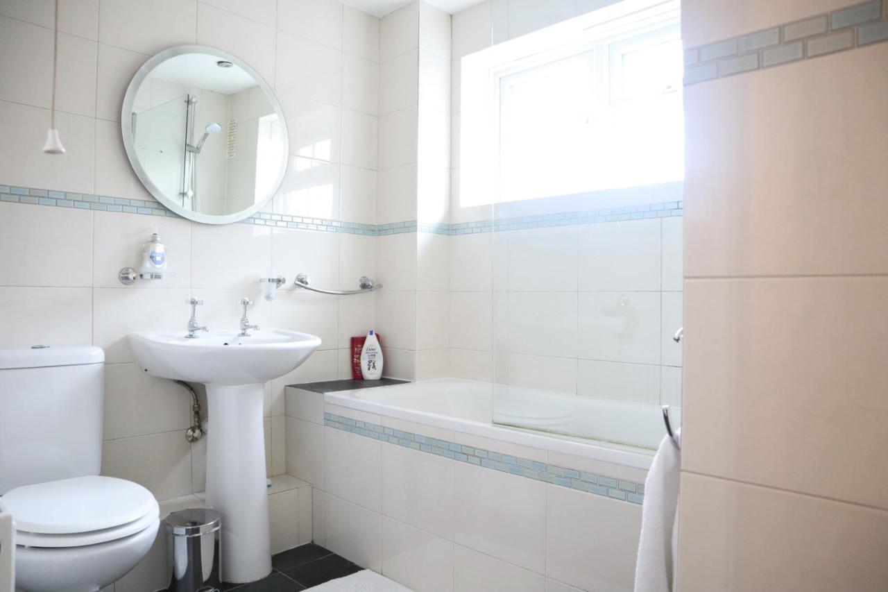 Twelve Thirty Serviced Apartments - Balham Londen Buitenkant foto